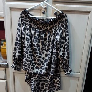 Leopard Print Off-Shoulder Top
